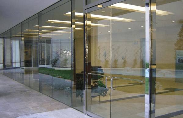 san-xuat-va-thi-cong-vach-khung-inox-chuyen-nghiep-01