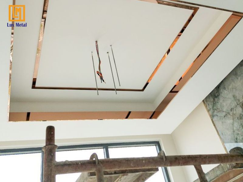 Quy trình thi công nẹp inox trần thạch cao