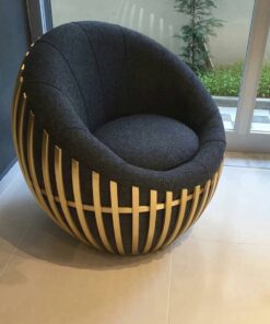 Ghế inox mạ vàng