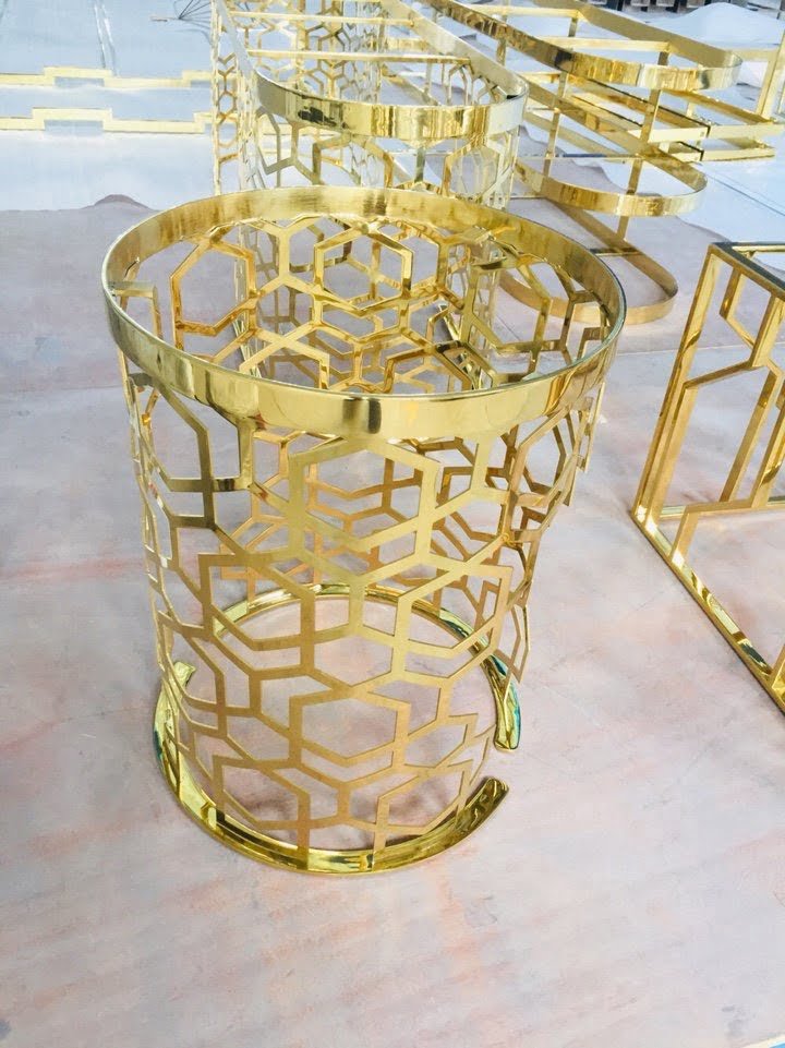 Ghế inox mạ vàng - Ảnh 2