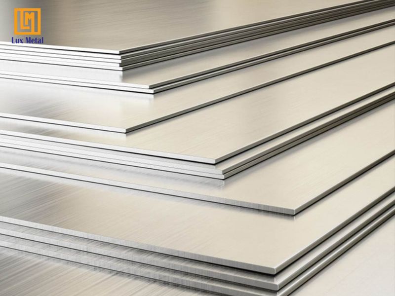 Lux Metal chuyên cung cấp tấm Inox ốp tường cao cấp
