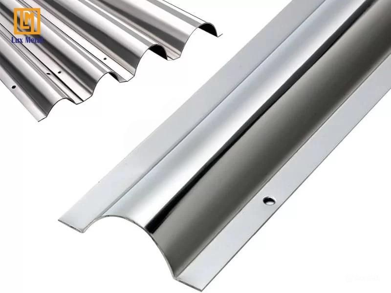Nẹp bán nguyệt inox có bề mặt sáng bóng, chống ăn mòn và gỉ sét