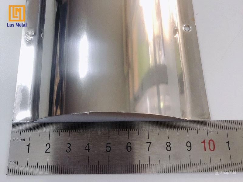 Nẹp Inox bán nguyệt D100 dùng cho công trình công nghiệp