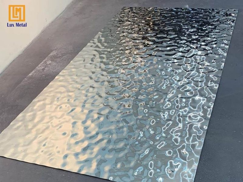 Tấm inox sóng nước 3D với hiệu ứng gợn sóng tinh tế