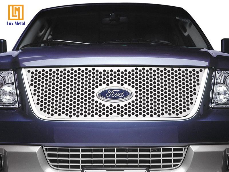 Tấm inox đục lỗ dùng làm lưới tản nhiệt và lọc gió cho xe hơi