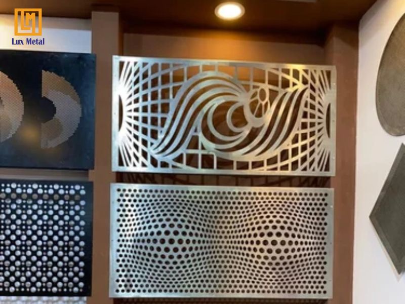 Tấm inox đục lỗ ứng dụng trong trang trí kiến trúc và nội thất hiện đại